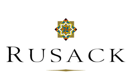 Rusack Vineyards logo